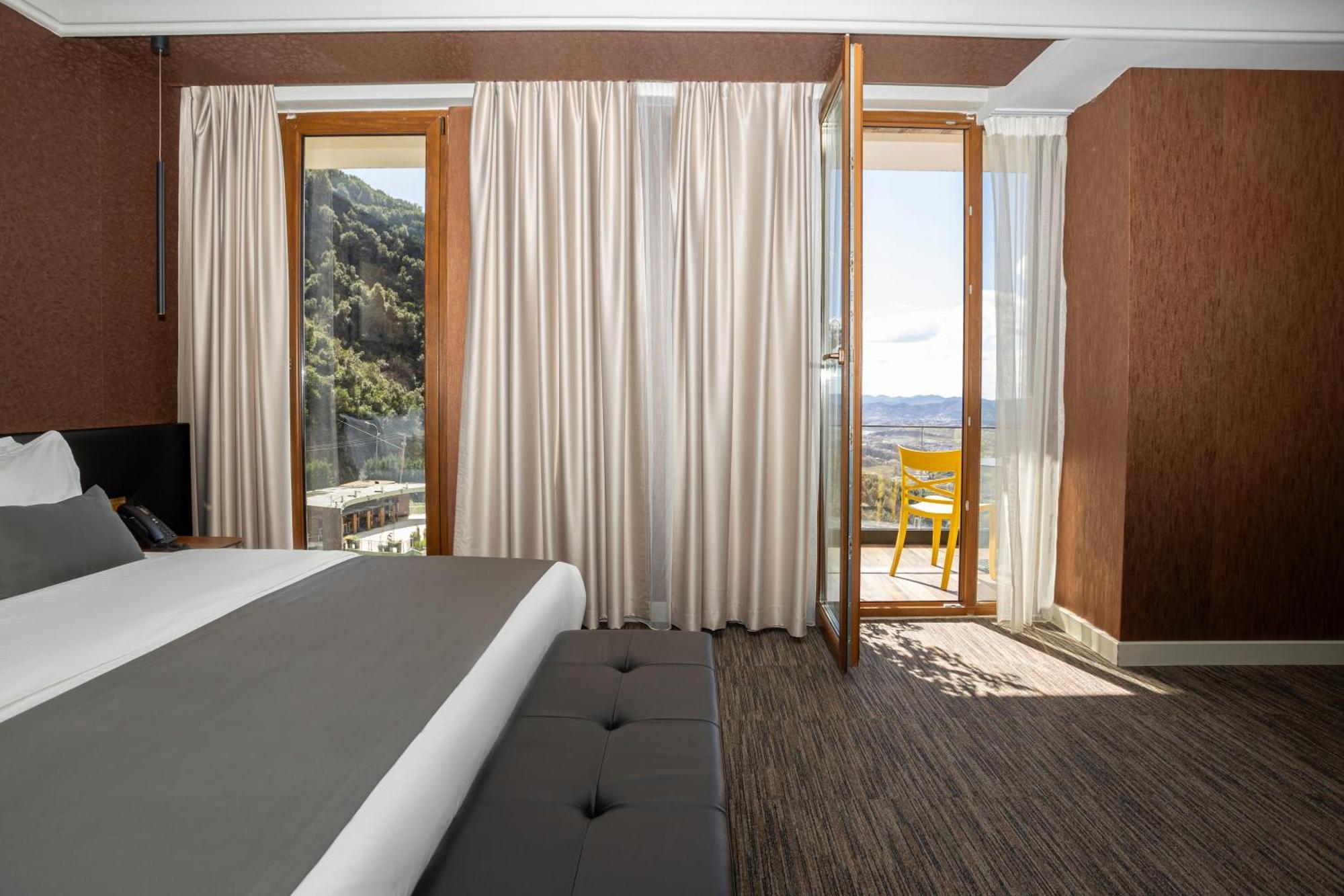 Select Hill Resort Linze Εξωτερικό φωτογραφία