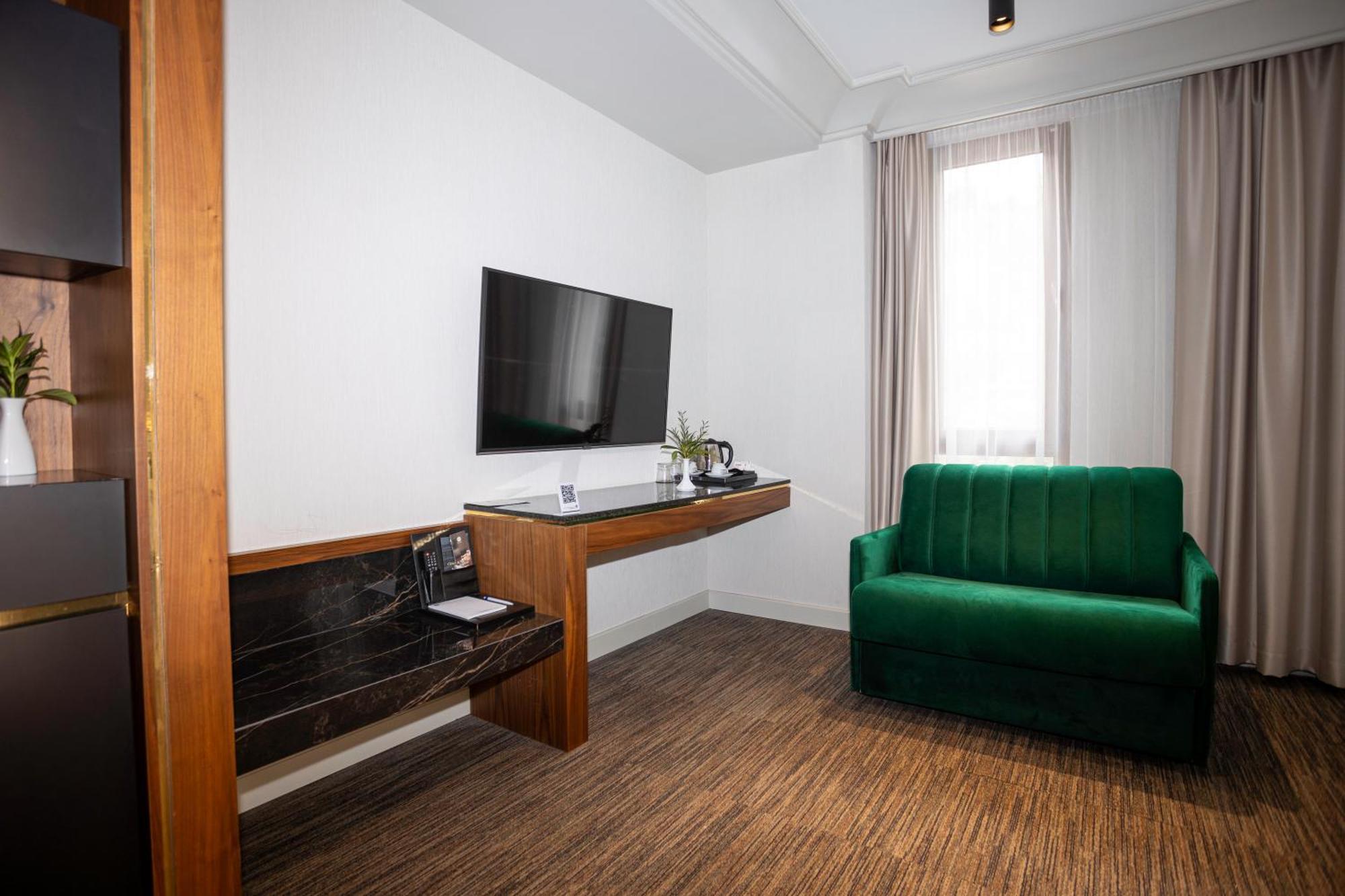 Select Hill Resort Linze Εξωτερικό φωτογραφία